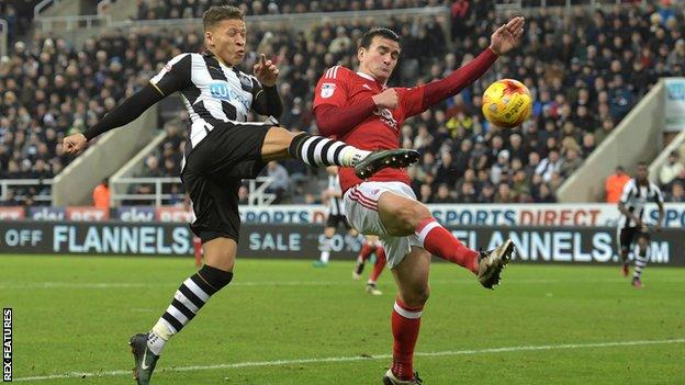 Newcastle United vs Nottingham Forest (19:30 – 26/12) | Xem lại trận đấu