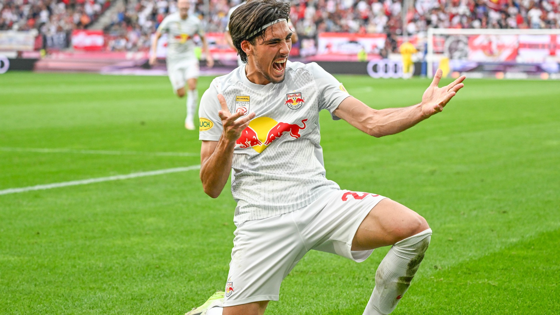 RB Salzburg vs Benfica (03:00 – 13/12) | Xem lại trận đấu