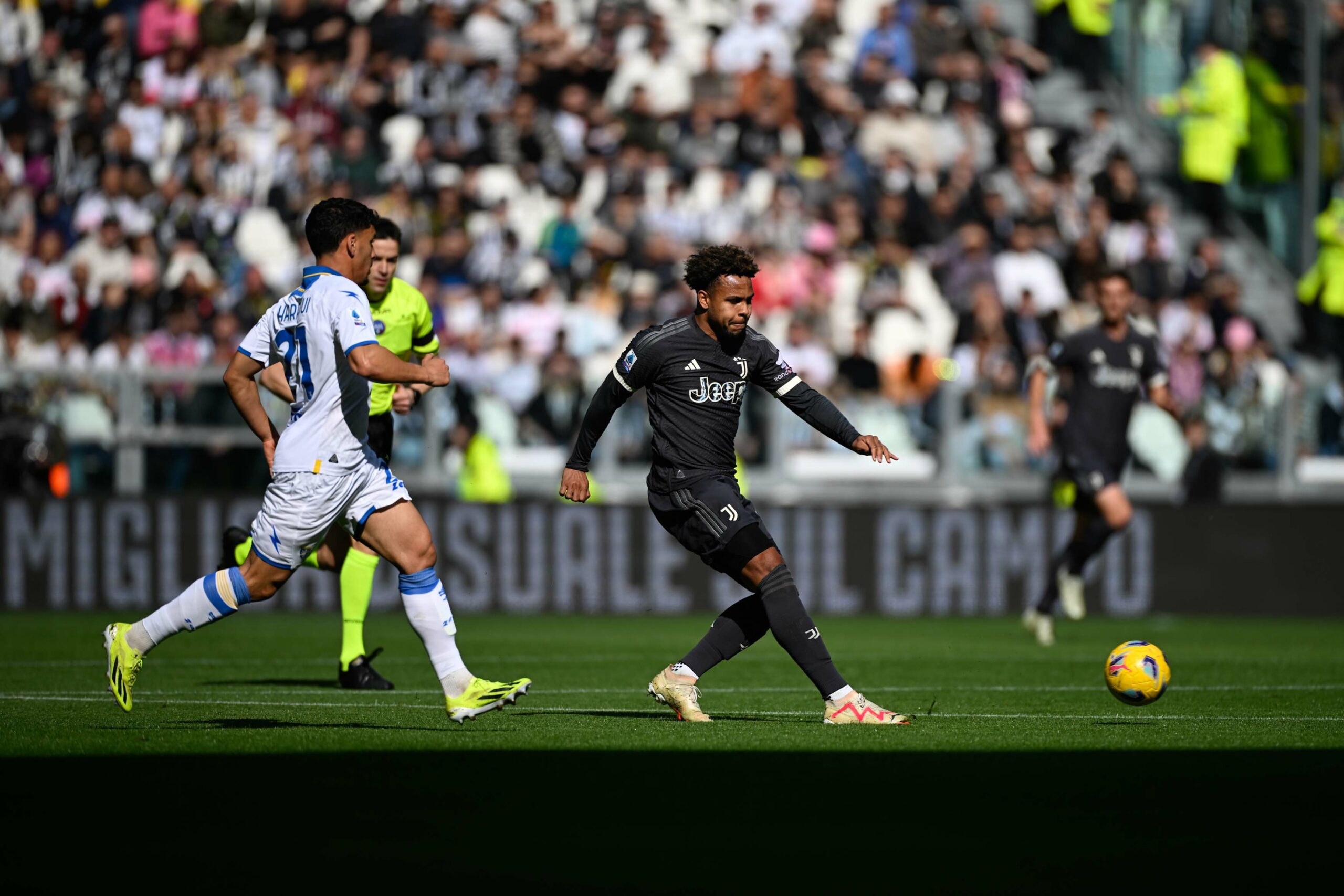 Juventus vs Frosinone (18:30 – 25/02) | Xem lại trận đấu