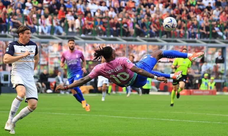 AC Milan vs Lecce (20:00 – 06/04) | Xem lại trận đấu