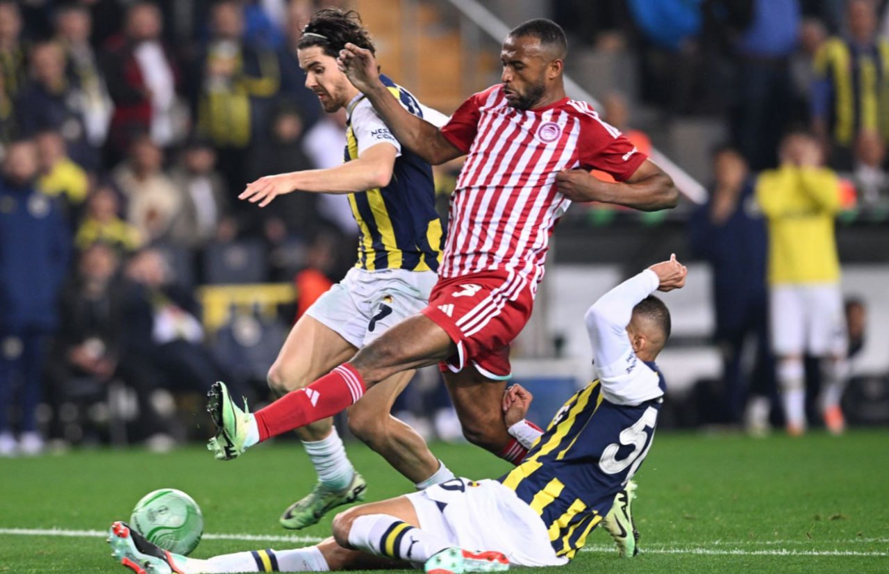 Fenerbahce vs Olympiakos (02:00 – 19/04) | Xem lại trận đấu