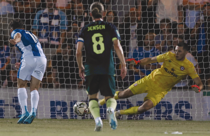 Colchester United vs Brentford (01:45 – 29/08) | Xem lại trận đấu