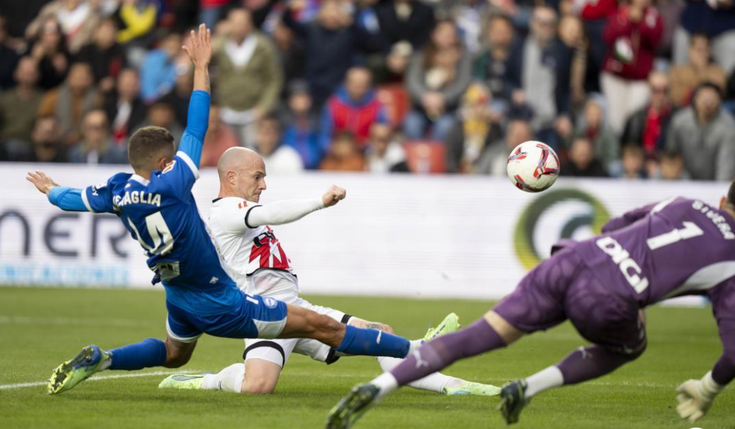 Rayo Vallecano vs Alavés (21:15 – 26/10) | Xem lại trận đấu