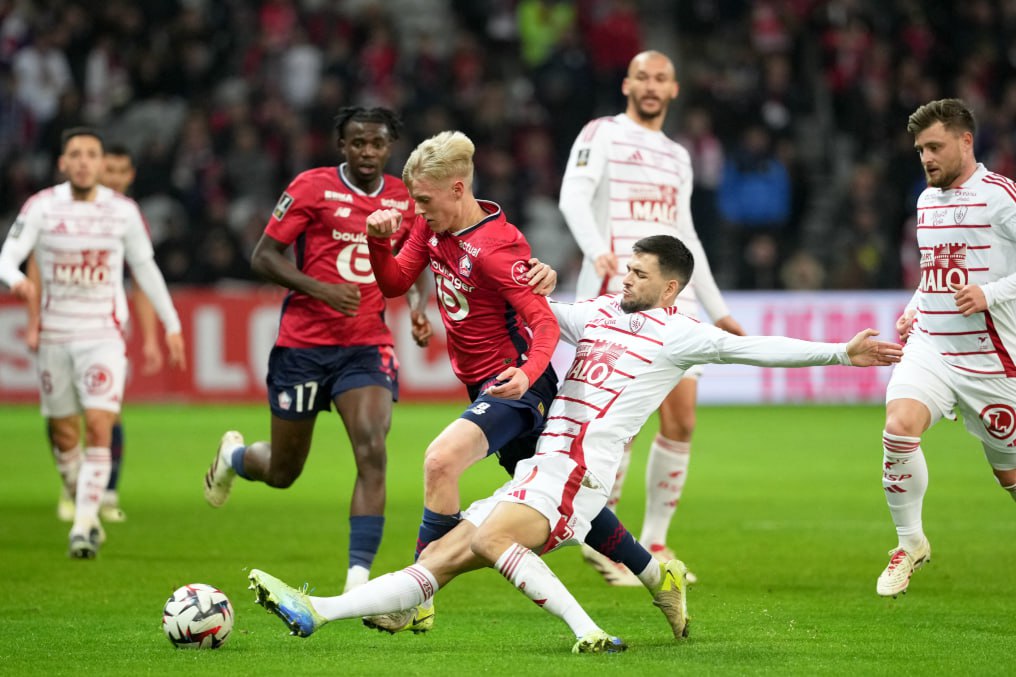 LOSC Lille vs Brest (01:00 – 07/12) | Xem lại trận đấu