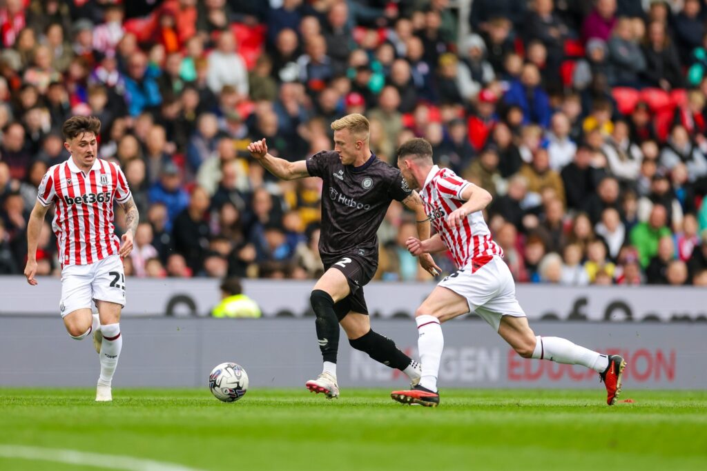 nhan-dinh-soi-keo-bristol-vs-stoke-luc-02h45-ngay-13-2-2025-1