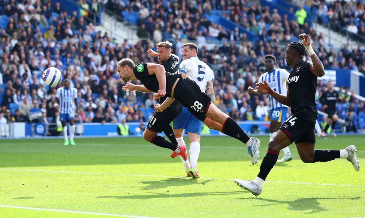 Brighton vs West Ham (21:00 – 26/04) | Xem lại trận đấu