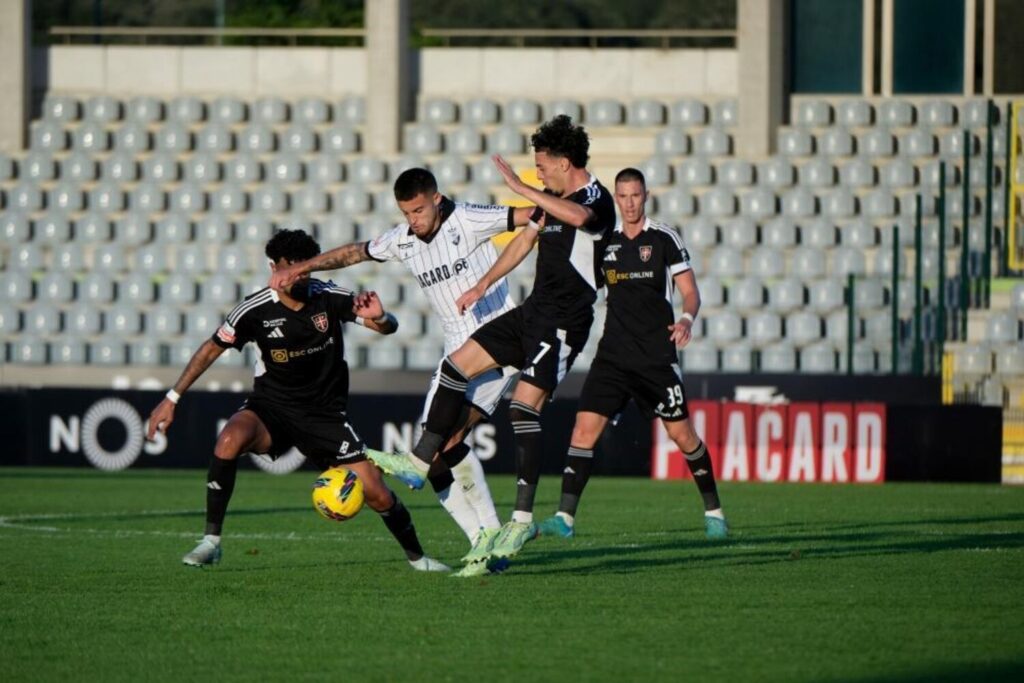 nhan-dinh-soi-keo-farense-vs-casa-pia-luc-00h45-ngay-8-4-2025-1