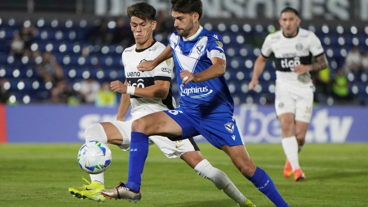 Nhận định soi kèo Velez Sarsfield vs Olimpia lúc 05h00 ngày 9/5/2025