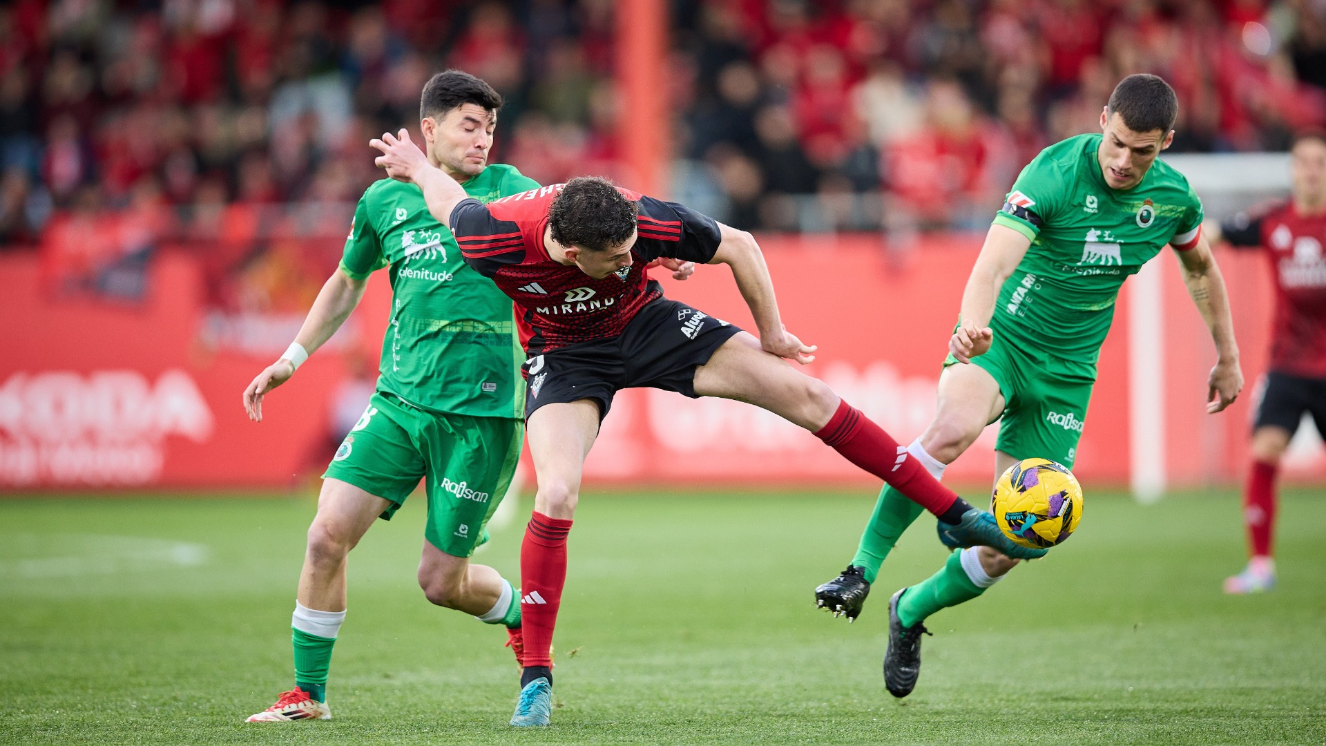 Nhận định soi kèo Mirandes vs Racing Santander lúc 02h00 ngày 13/6/2025