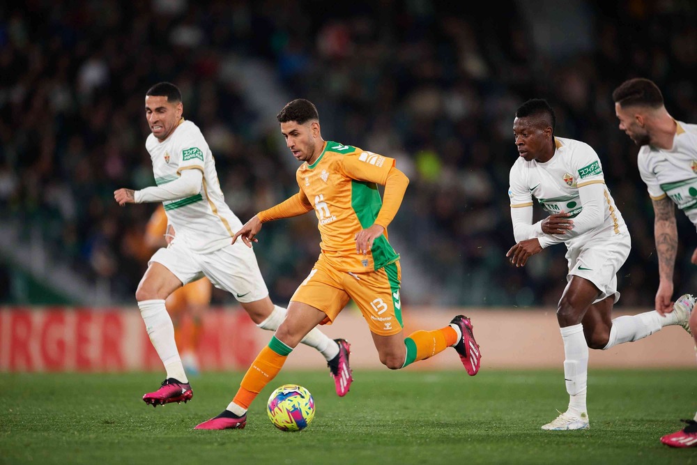 nhan-dinh-soi-keo-elche-vs-real-betis-luc-02h00-ngay-19-8-2025-1