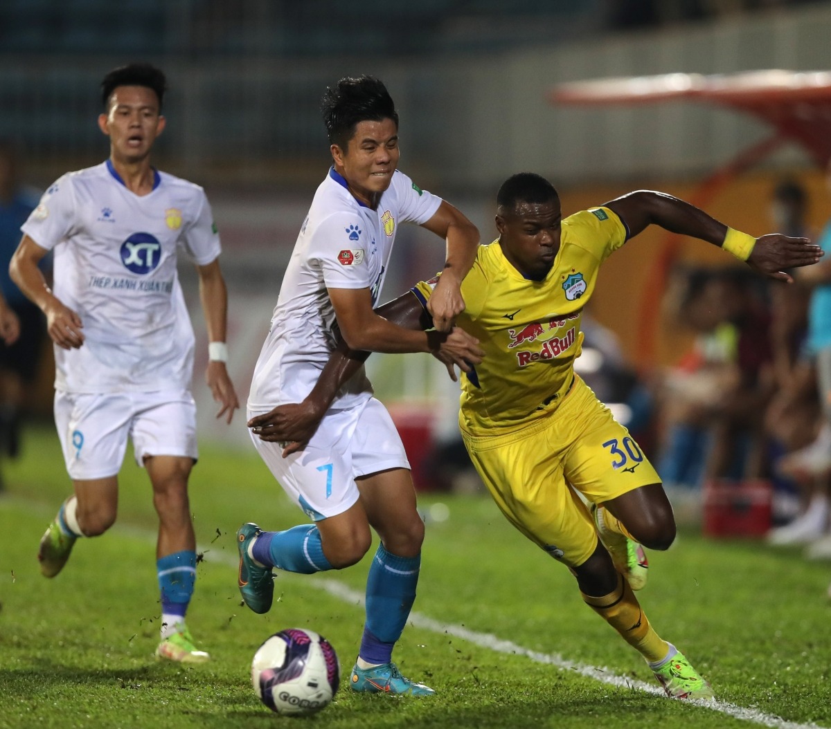 nhan-dinh-soi-keo-nam-dinh-vs-hai-phong-luc-18h00-ngay-16-8-2025-1