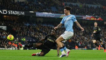 Manchester City vs Fulham (02:30 – 12/02) | Xem lại trận đấu