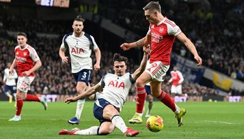 Tottenham vs Arsenal (23:30 – 22/02) | Xem lại trận đấu