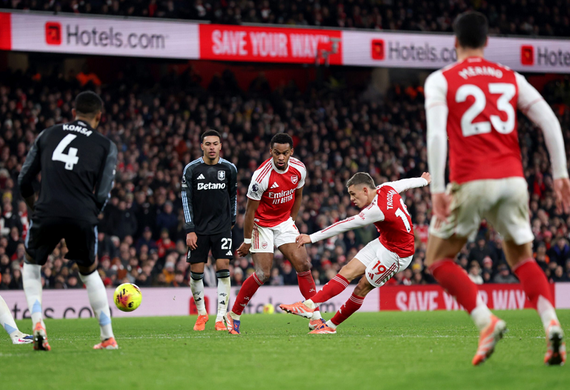 Ba lý do khiến Arsenal hụt bước trên sân Gtech