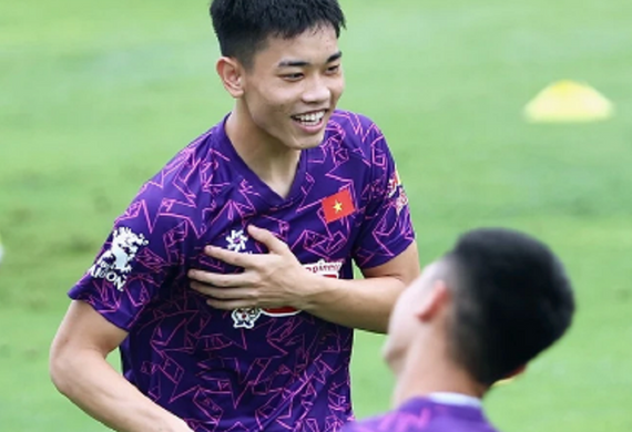 Truyền thông Thái Lan đánh giá cao khả năng Đình Bắc sang Trung Quốc thi đấu